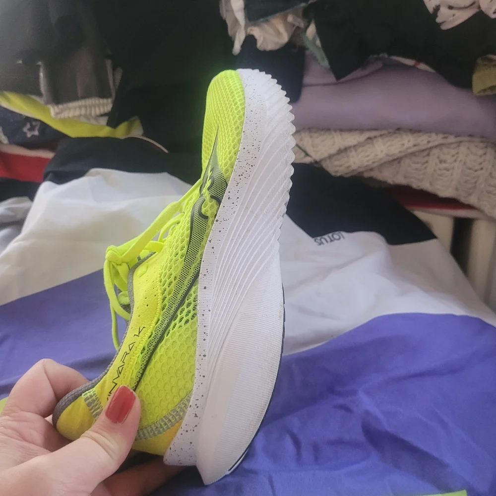 Saucony Women's Yellow Running Shoes - Picture 7 of 8